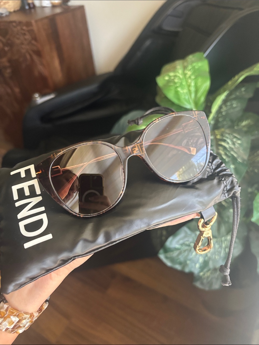 Fendi Brown Tortoiseshell FF-Logo Round Sunglasses with Gold Temples